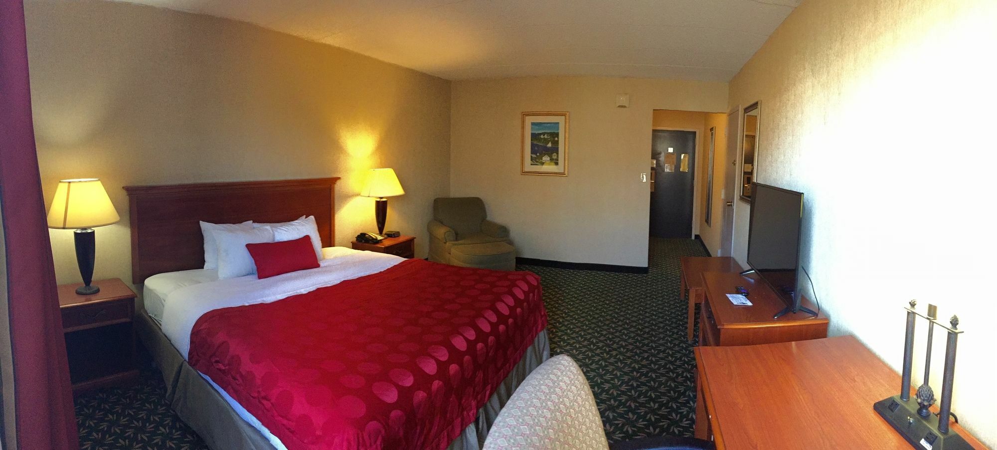 Hotel River &